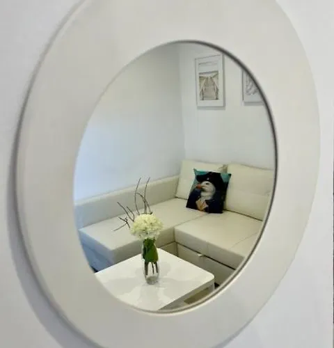 Gatu Premium Alma Marinera, Preferente Mayores De 21 Anos Y Familias *