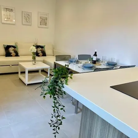 Gatu Premium Alma Marinera, Preferente Mayores De 25 Anos Y Familias *