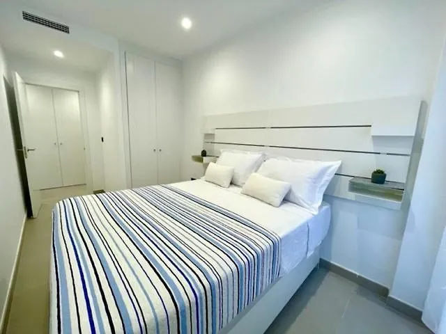 Gatu Premium Alma Marinera, Preferente Mayores De 21 Anos Y Familias