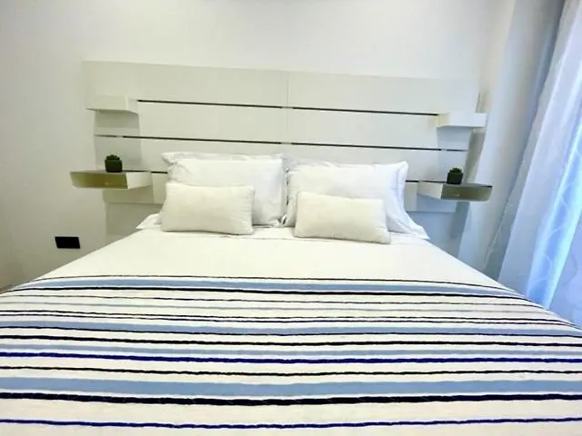 Gatu Premium Alma Marinera, Preferente Mayores De 21 Anos Y Familias * 加的斯